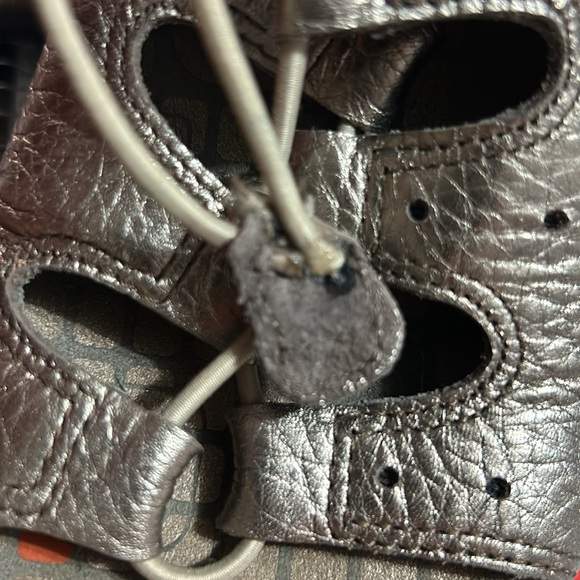 ECCO Bluma Toggle Pewter Metallic Comfort Walking Sandals | Size US 8 / EU 39 - Picture 10 of 12